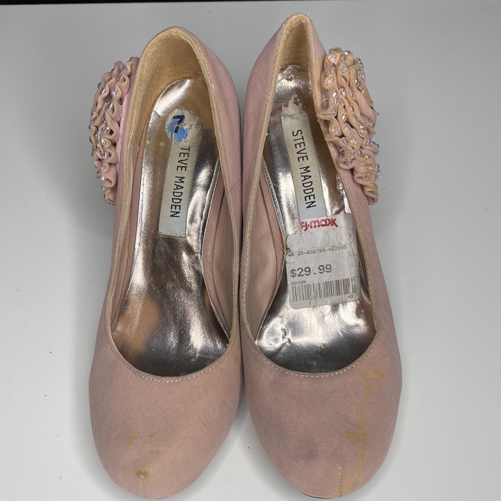STEVE MADDEN PINK HEELS WITH FLORAL EMBELLISHMENT SIZE 7 - Picture 4 of 8
